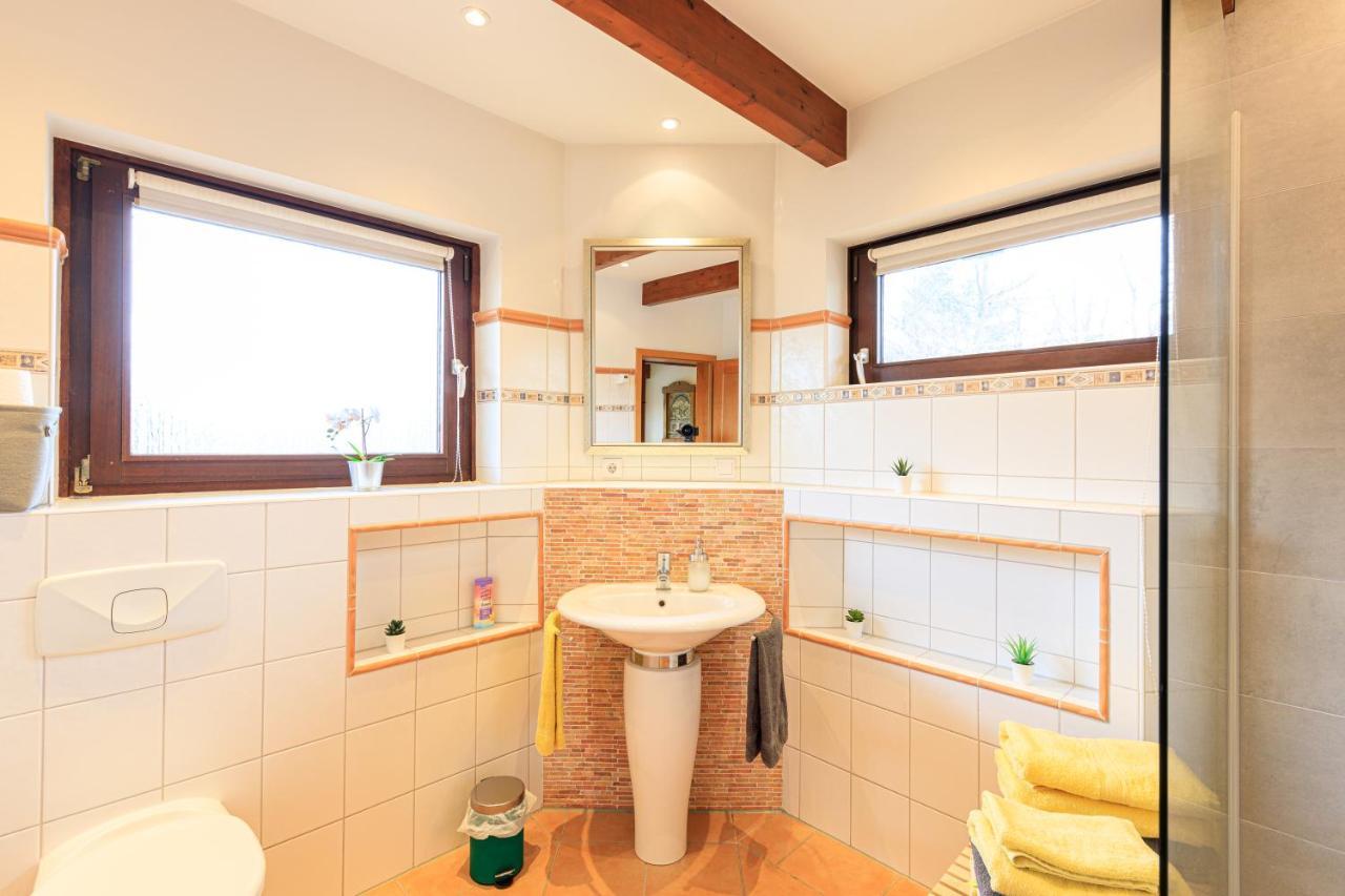 Ferienwohnung Isabella Am Moehnesee Ngoại thất bức ảnh